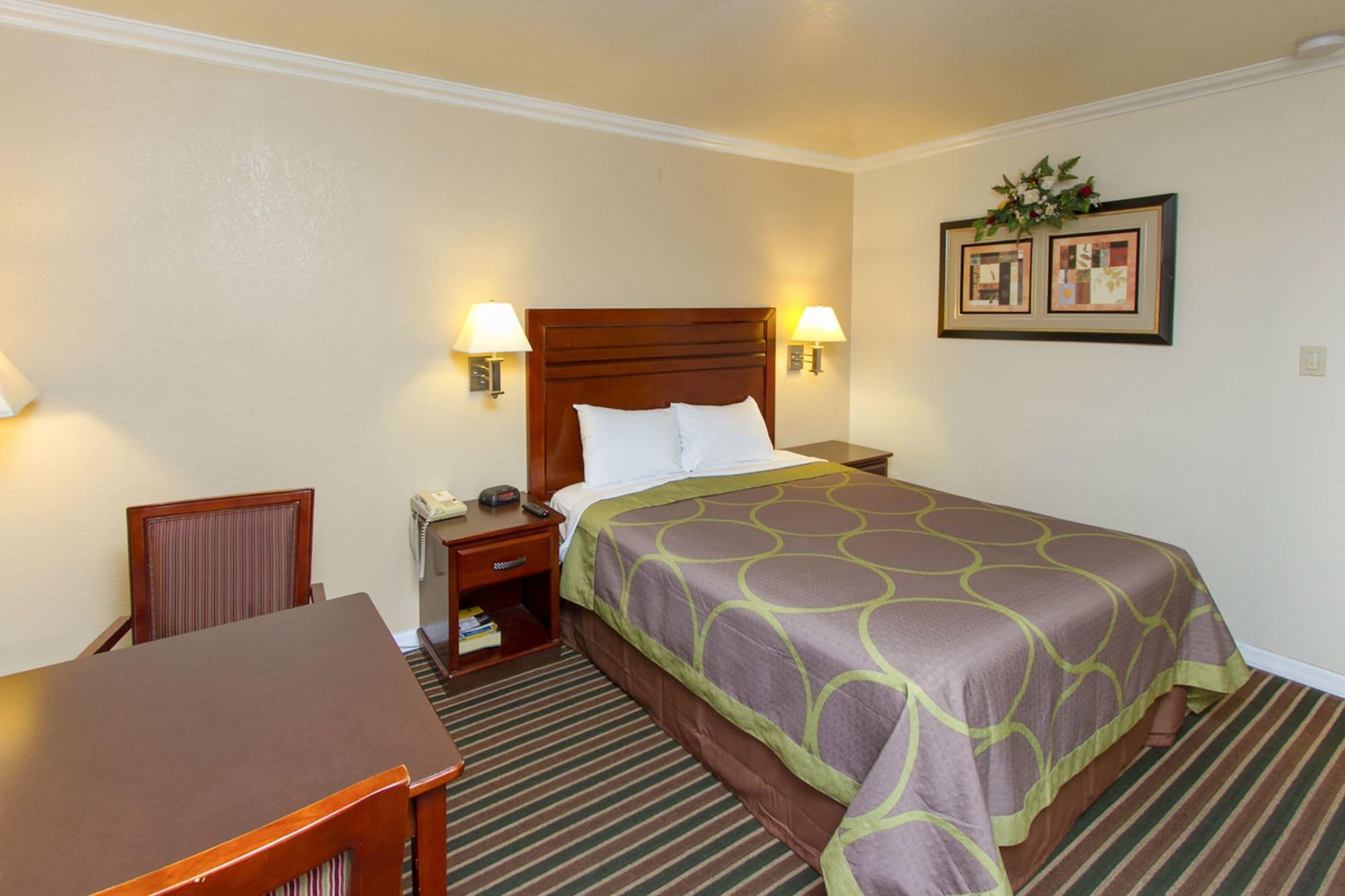 Surestay By Best Western Fresno Central Kültér fotó