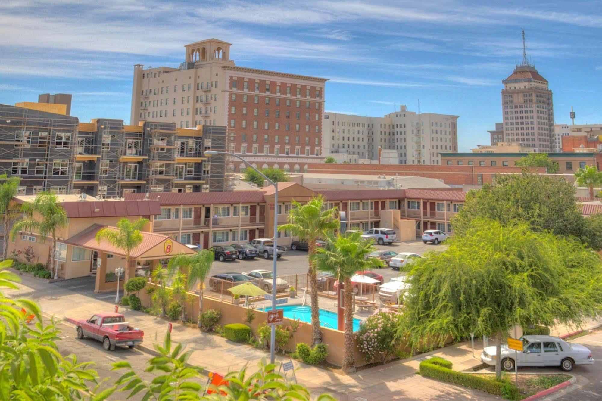 Surestay By Best Western Fresno Central Kültér fotó