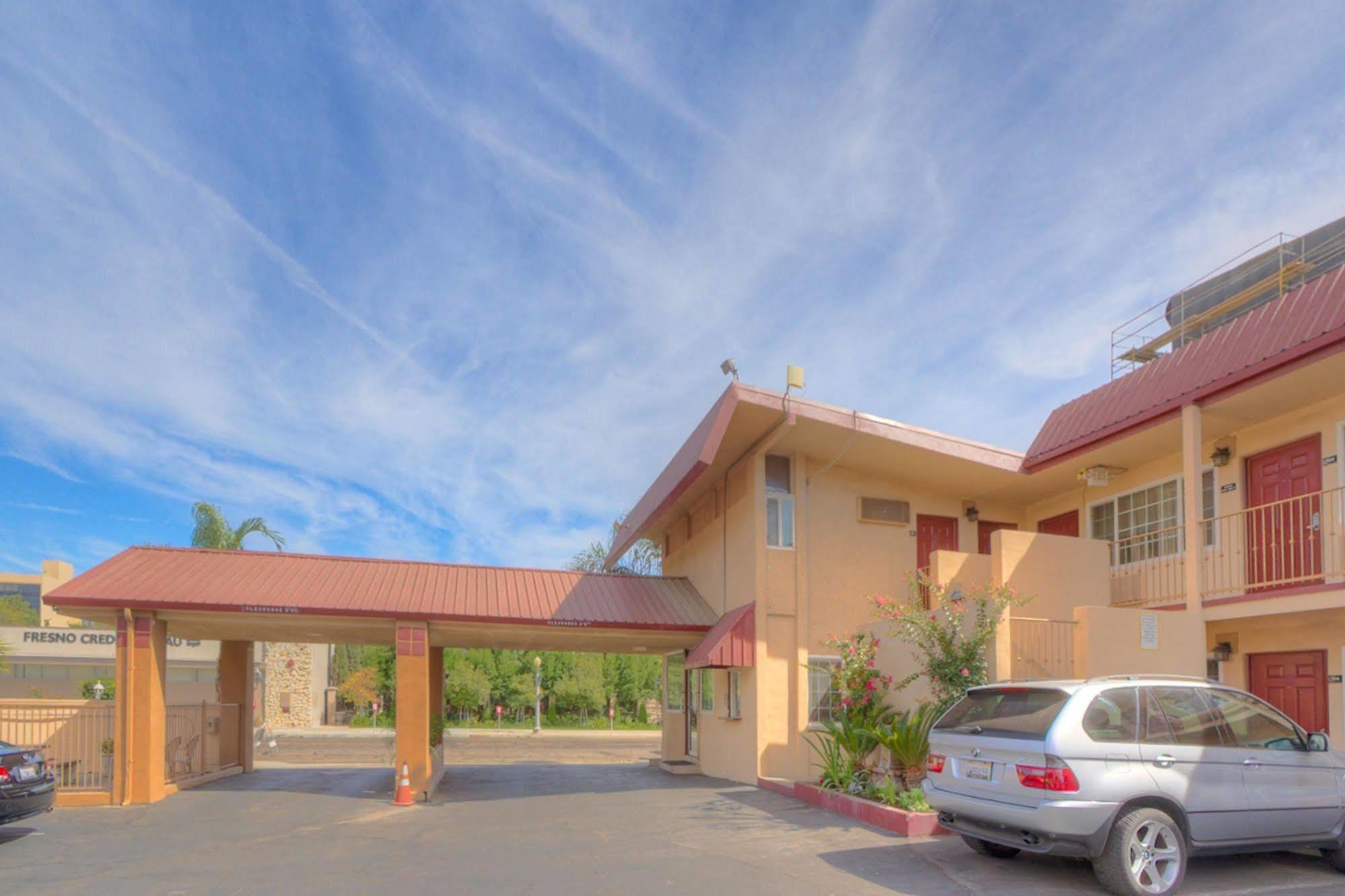 Surestay By Best Western Fresno Central Kültér fotó
